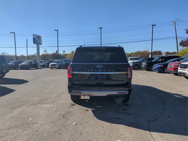 Certified 2023 Ford Expedition Limited image 4