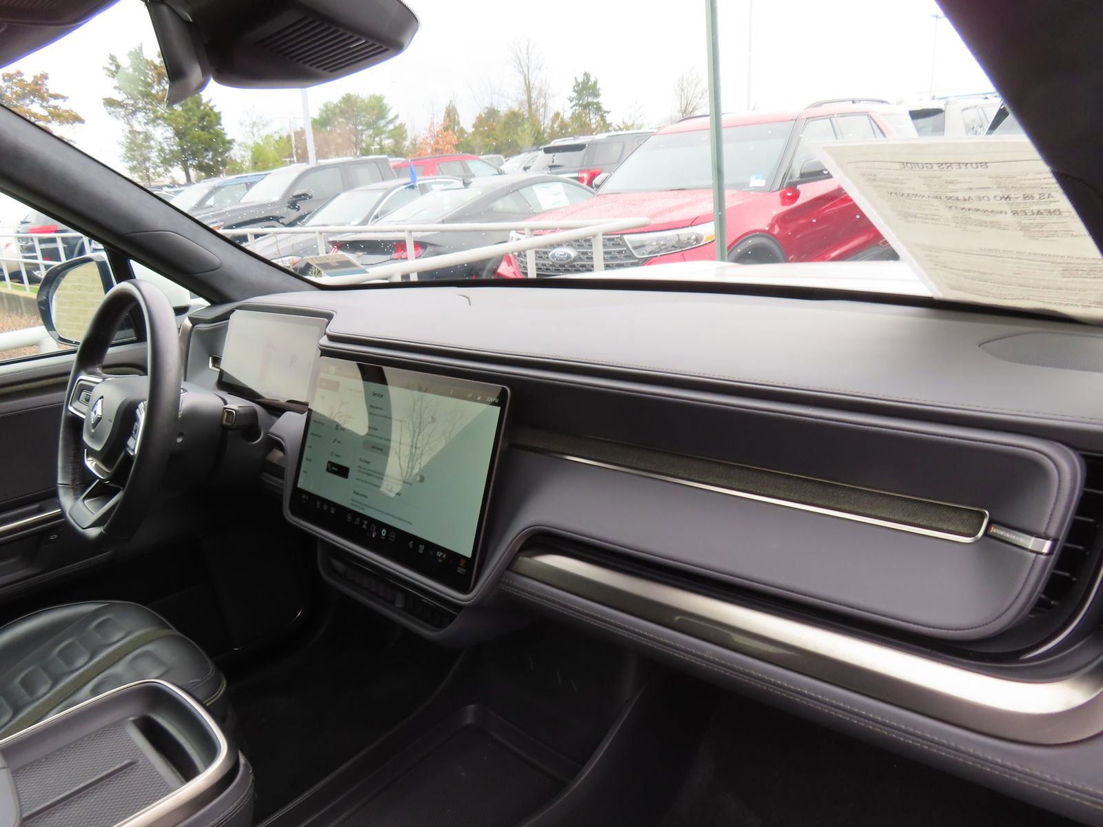 Used 2025 Rivian R1T Adventure image 19