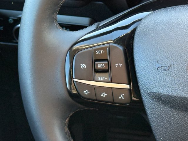 Certified 2023 Ford Escape Active AWD/4WD image 30