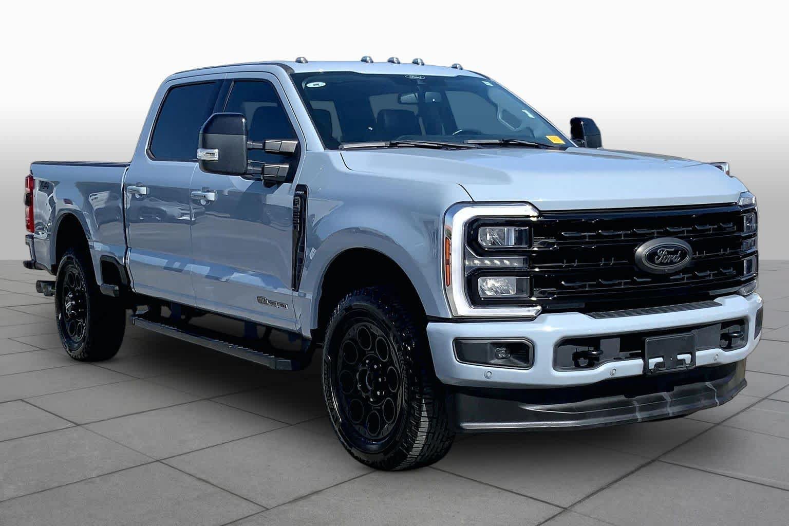 Certified 2024 Ford F250 4x4 Crew Cab Super Duty image 3
