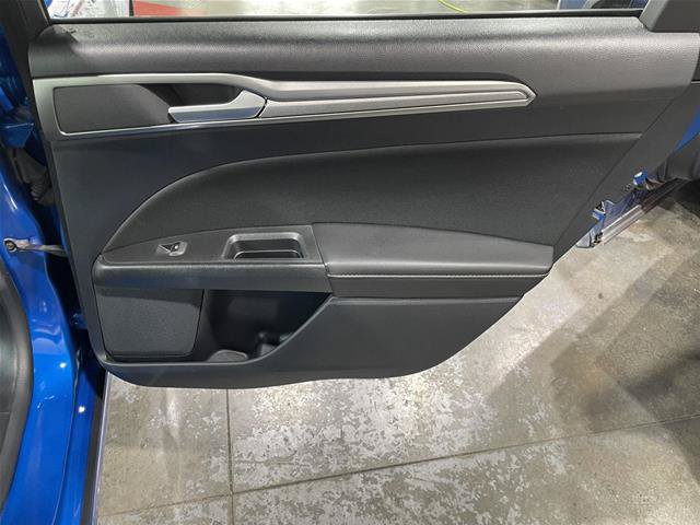 Certified 2020 Ford Fusion SE AWD/4WD image 25