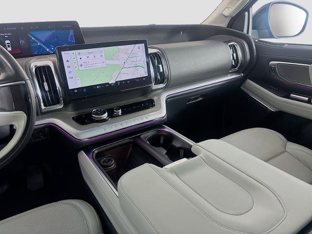Certified 2025 Ford Expedition Platinum AWD/4WD image 25
