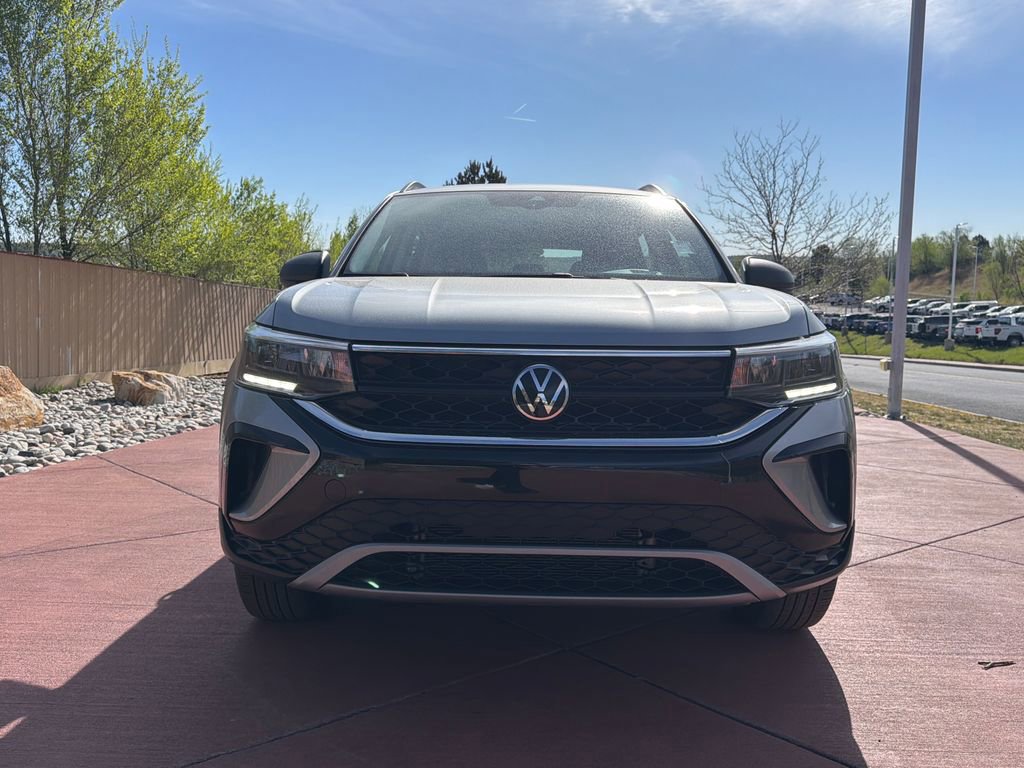 Used 2024 Volkswagen Taos S AWD/4WD image 8