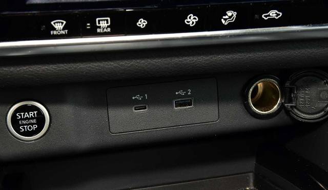 Used 2023 Nissan Rogue SV AWD/4WD image 23