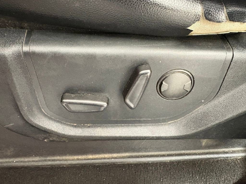 Certified 2020 Ford F350 Lariat w/ Lariat Ultimate Package image 16