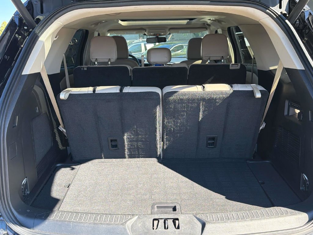 Certified 2023 Ford Explorer Limited w/ Limited Technology Package AWD/4WD image 25