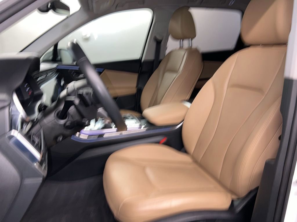 Used 2020 Audi Q7 3.0T Prestige image 29