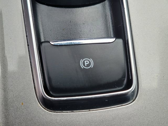 Certified 2023 Ford Edge SEL image 17