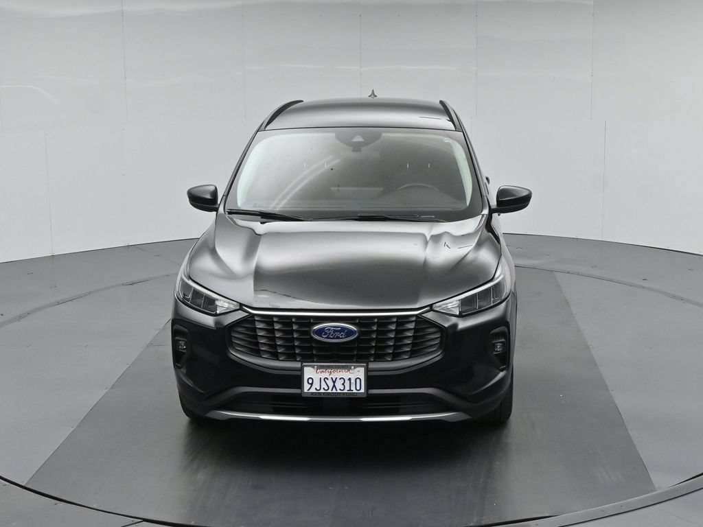 Certified 2023 Ford Escape SE FWD image 39