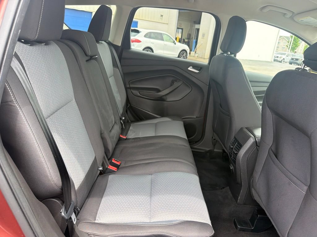 Certified 2018 Ford Escape SE w/ SE Sync 3 Package FWD image 44