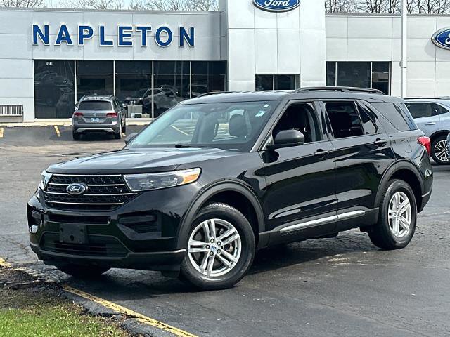 Certified 2023 Ford Explorer XLT w/ Class IV Trailer Tow Package image 2