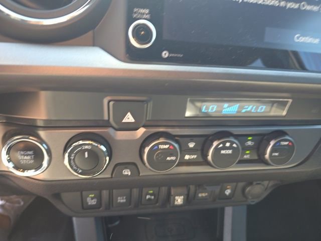 Used 2021 Toyota Tacoma TRD Sport w/ Technology Package image 11