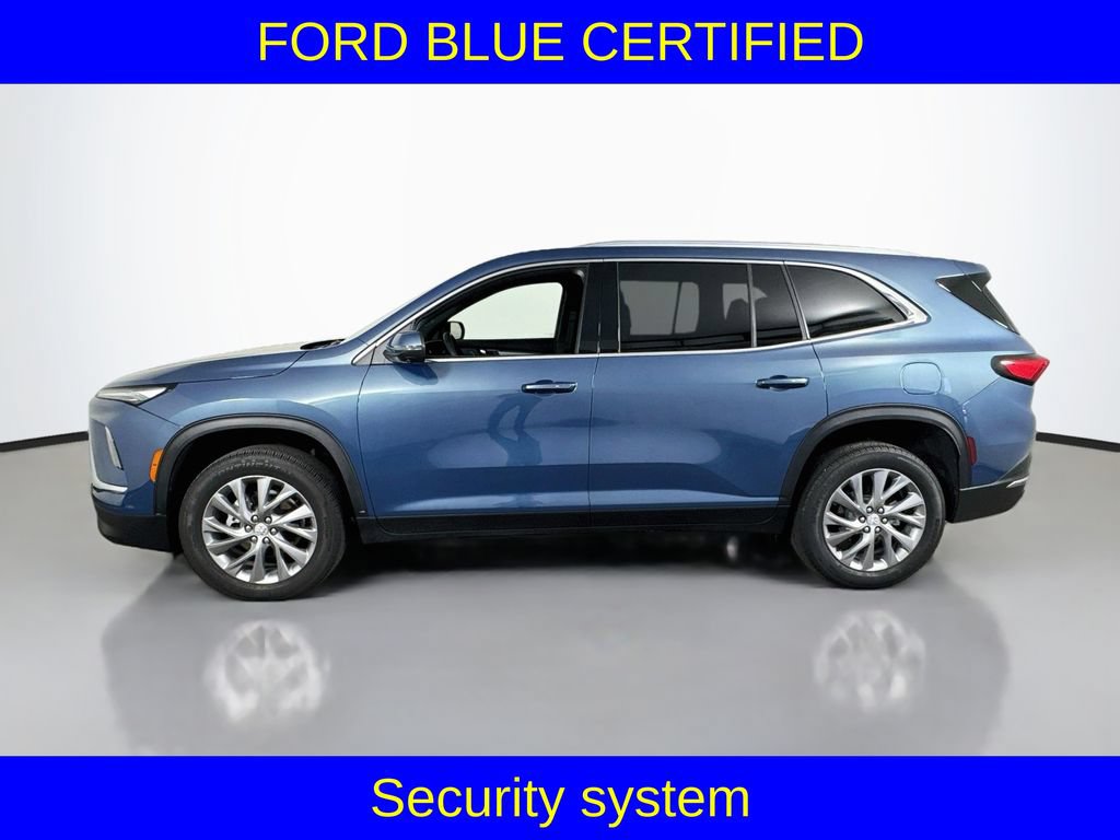 Used 2025 Buick Enclave Preferred FWD image 11