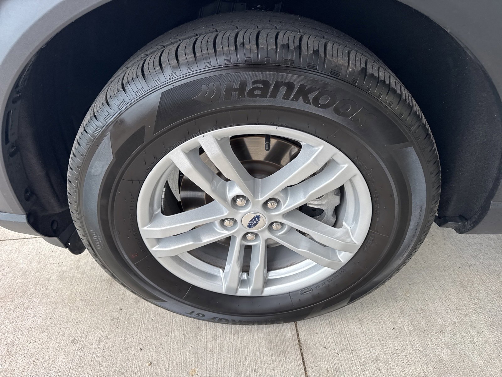 Certified 2023 Ford Explorer XLT w/ Equipment Group 202A image 20