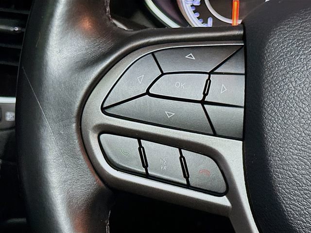 Used 2019 Jeep Cherokee Latitude Plus w/ Comfort/Convenience Group image 34