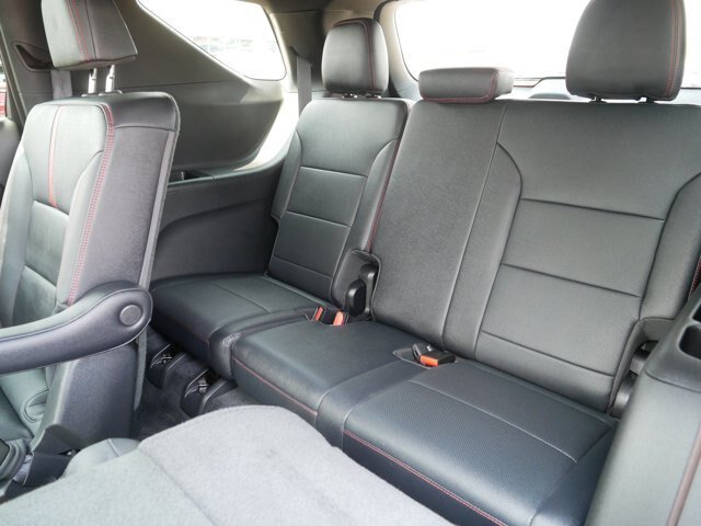 Used 2025 Chevrolet Traverse RS w/ LPO, Floor Liner Package AWD/4WD image 18