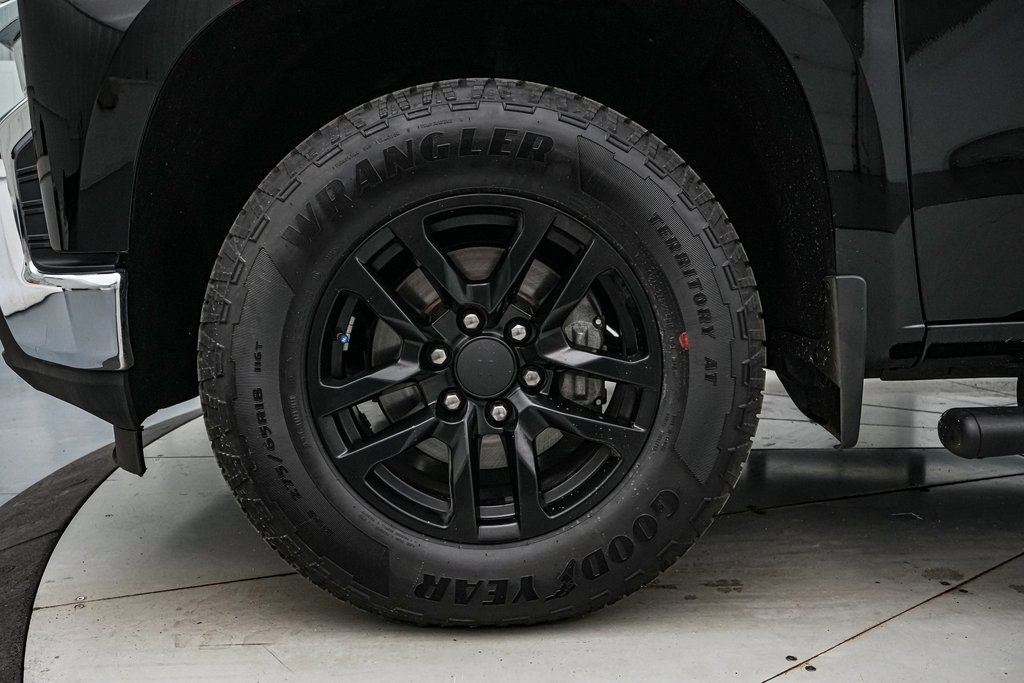 Used 2021 Chevrolet Silverado 1500 LT image 11