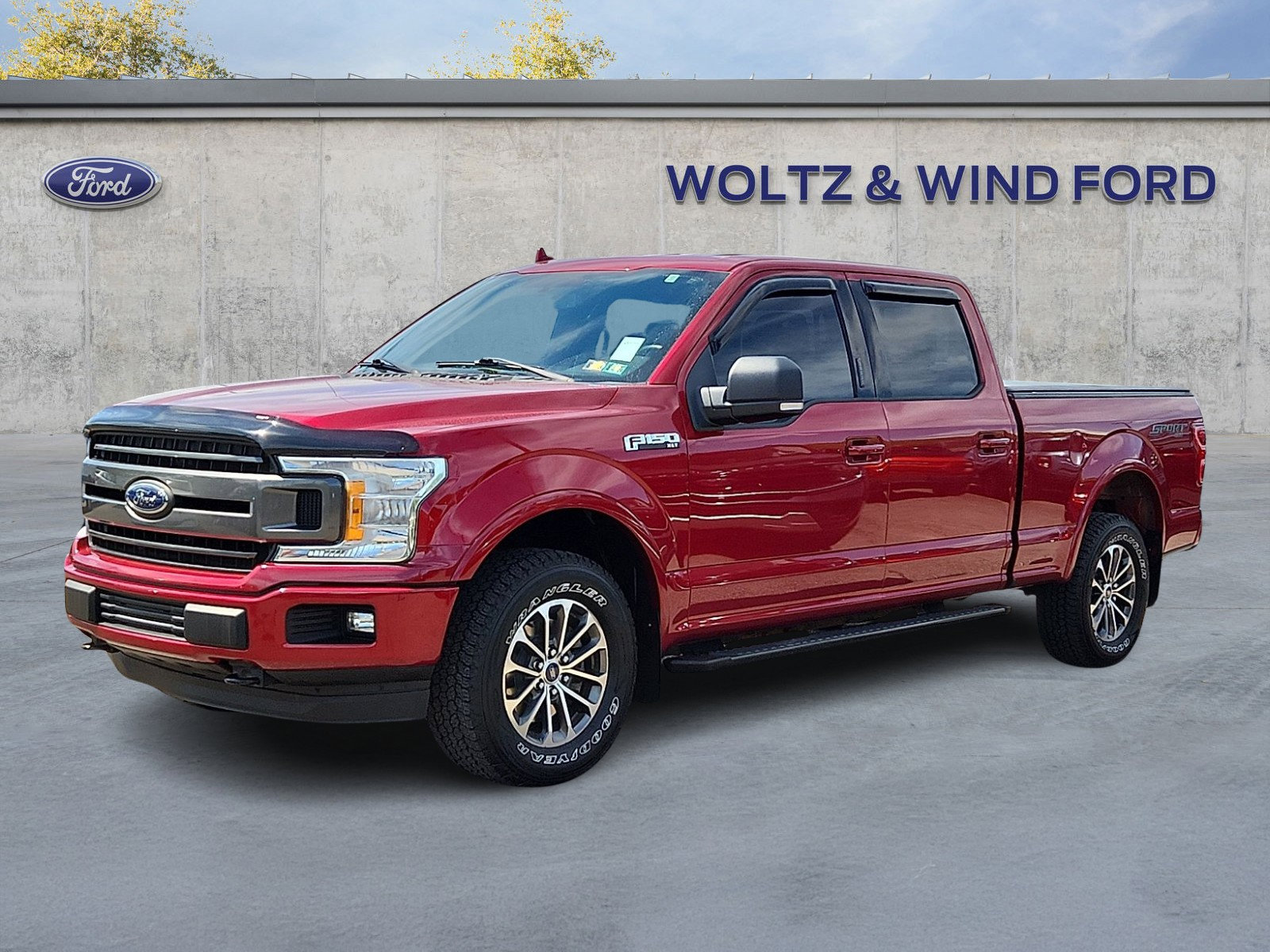 Certified 2018 Ford F150 XLT w/ Equipment Group 302A Luxury AWD/4WD image 3