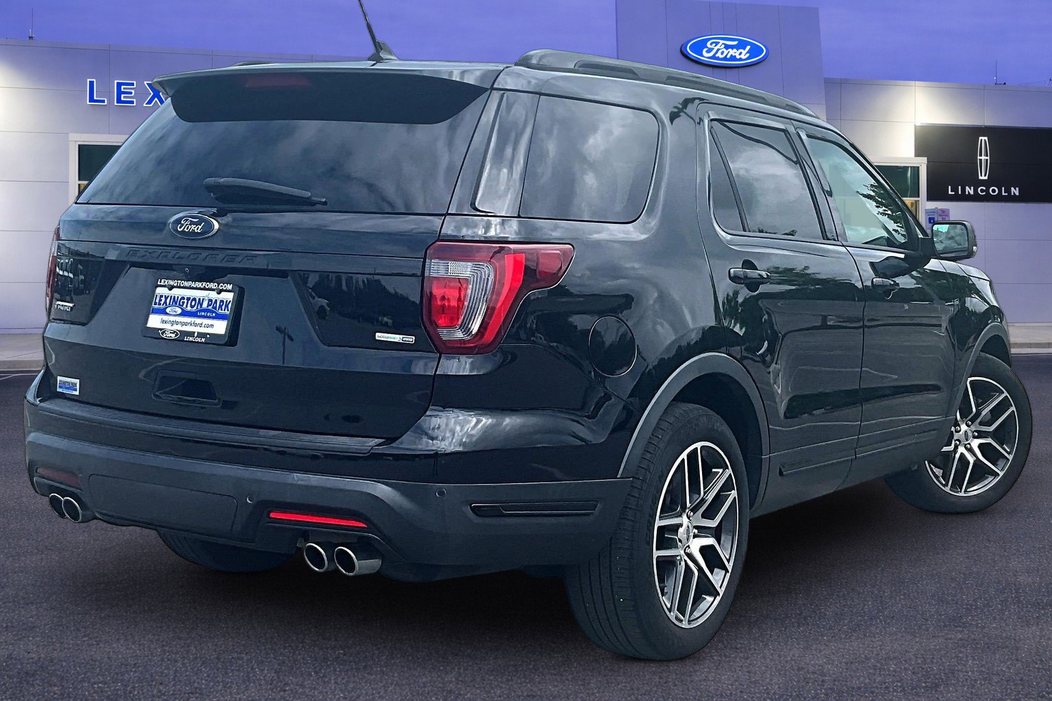 Certified 2019 Ford Explorer Sport w/ Equipment Group 401A AWD/4WD image 5
