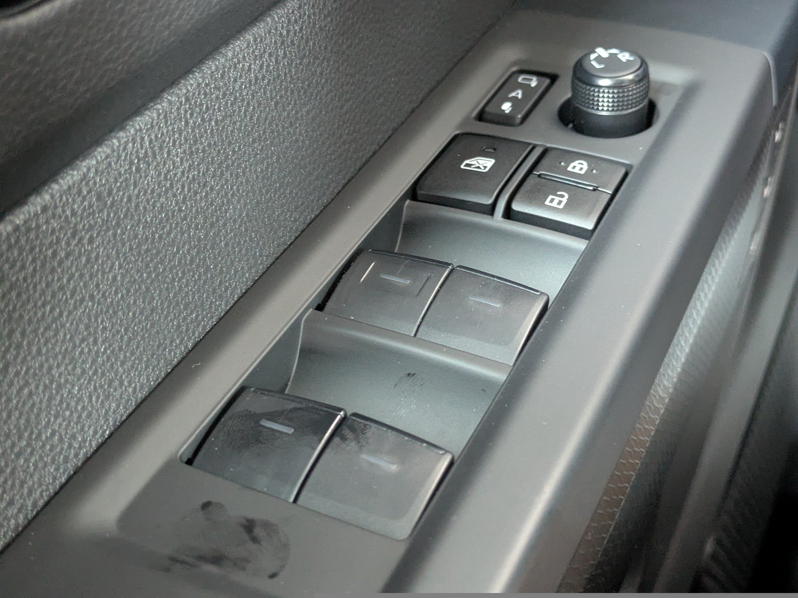 Used 2025 Toyota Tundra TRD Pro AWD/4WD image 25