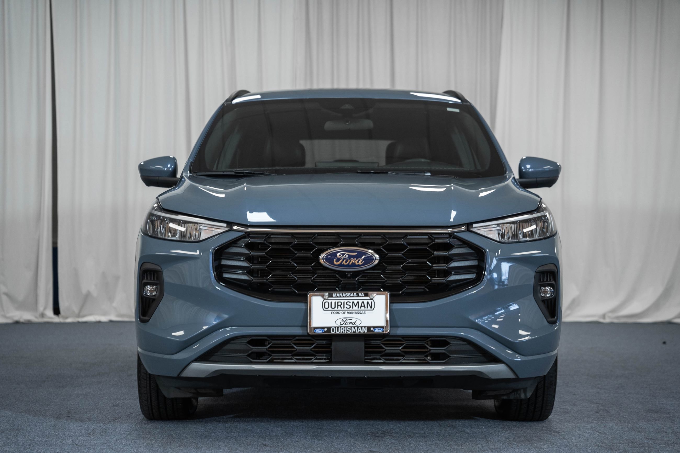 Certified 2023 Ford Escape ST-Line Select w/ Tech Pack #2 image 2