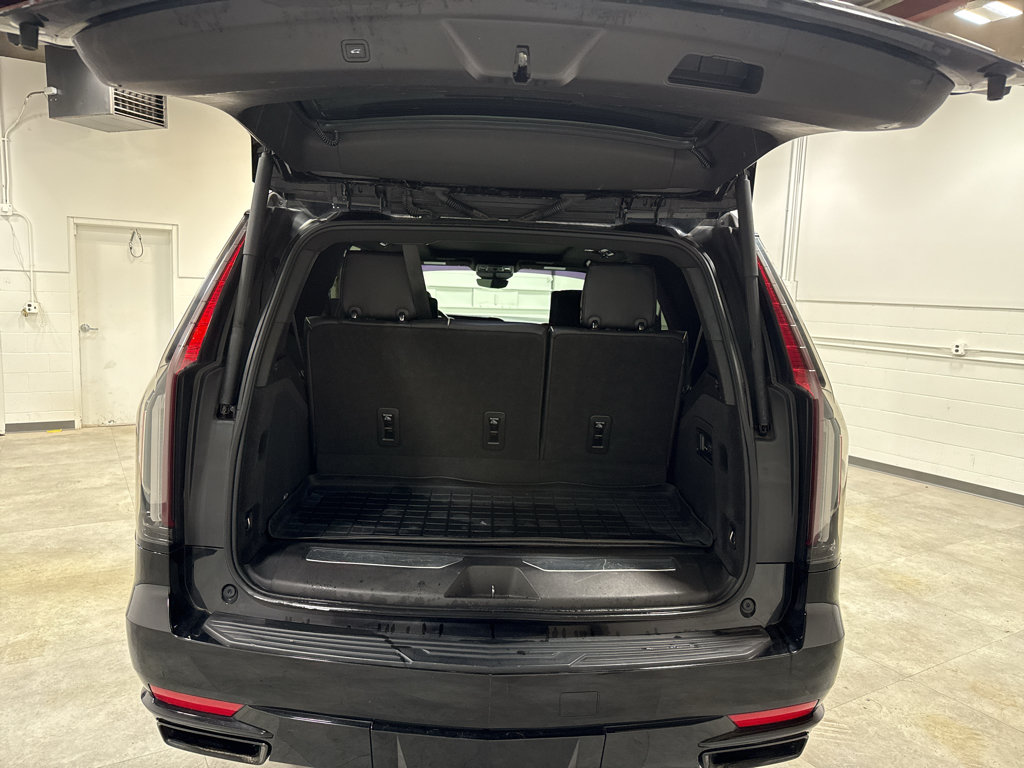 Used 2021 Cadillac Escalade Sport w/ Driver Assist Tech Package AWD/4WD image 12