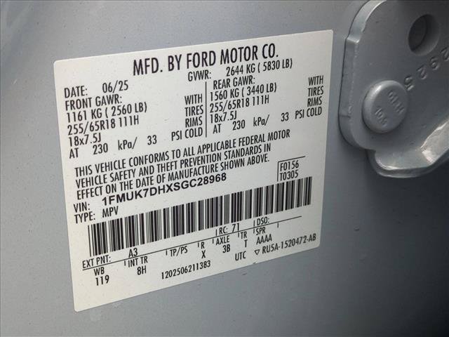Certified 2025 Ford Explorer Active RWD image 25