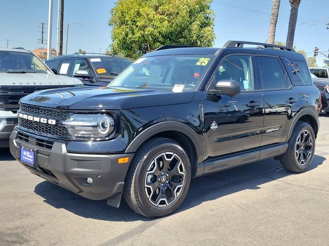 Certified 2025 Ford Bronco Sport Outer Banks w/ Outer Banks Tech Package+ AWD/4WD image 26