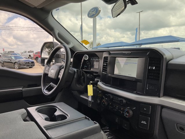 Certified 2025 Ford F350 XLT AWD/4WD image 16