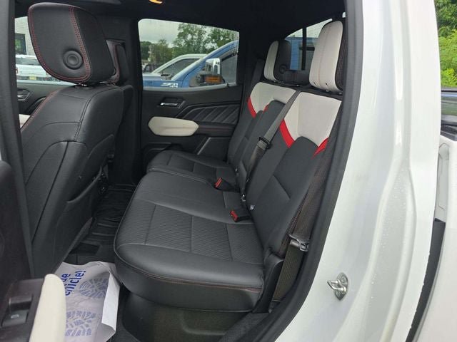 Used 2024 GMC Canyon AT4X AWD/4WD image 19