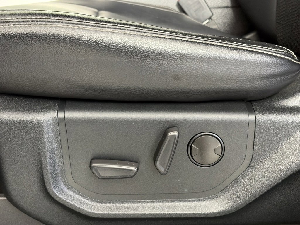 Certified 2020 Ford F350 Lariat w/ Lariat Ultimate Package image 27