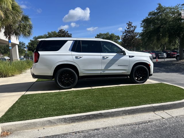 Used 2022 GMC Yukon Denali AWD/4WD image 4