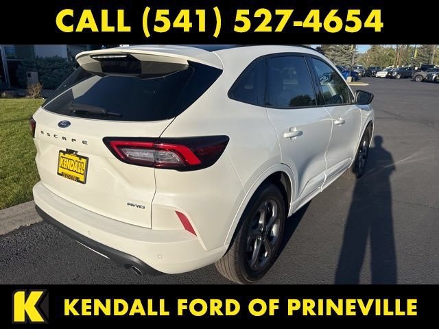 Certified 2024 Ford Escape ST-Line w/ Tech Pack #1 AWD/4WD image 10