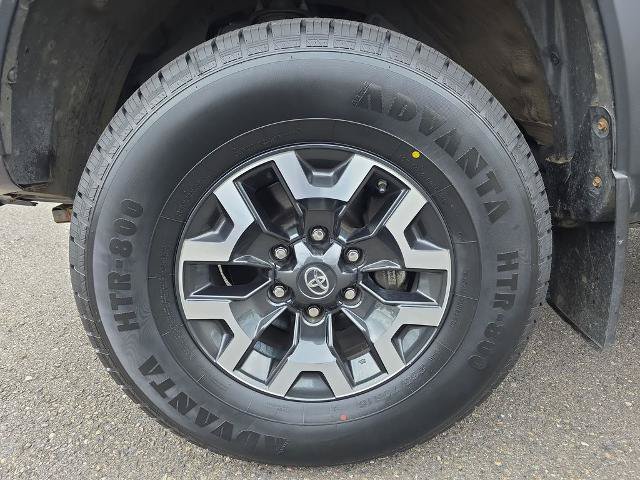 Used 2021 Toyota Tacoma TRD Off-Road AWD/4WD image 14
