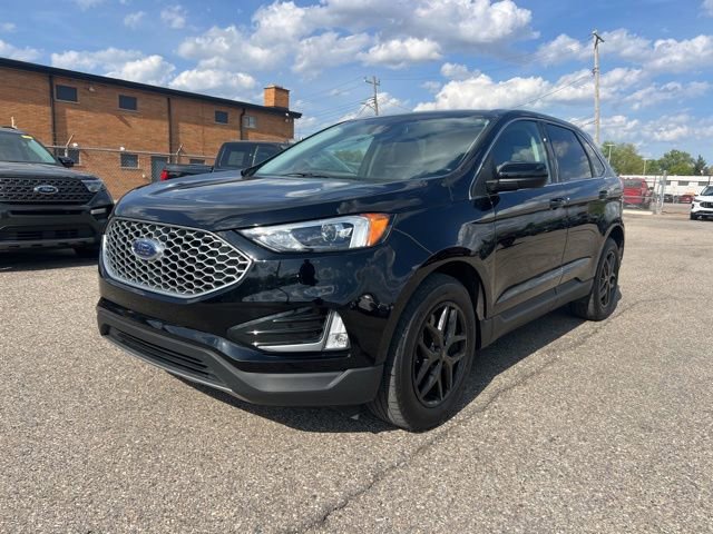 Certified 2023 Ford Edge SEL w/ Convenience Package AWD/4WD image 28