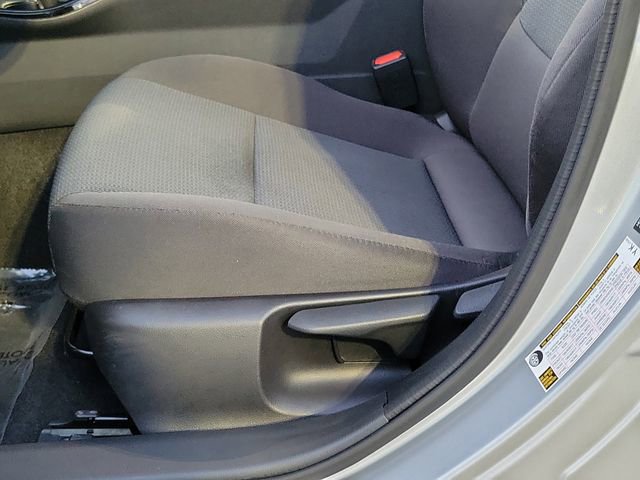 Used 2024 Toyota Prius LE image 20