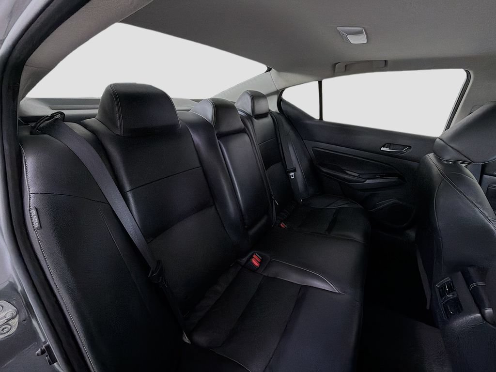 Used 2023 Nissan Altima 2.5 SL FWD image 32
