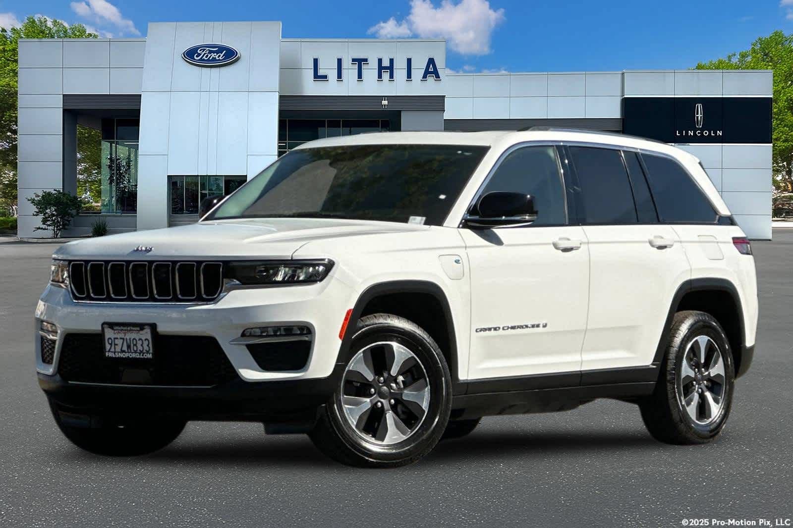 Used 2023 Jeep Grand Cherokee 4WD 4xe