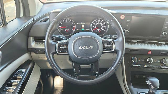 Used 2024 Kia Carnival LX image 25