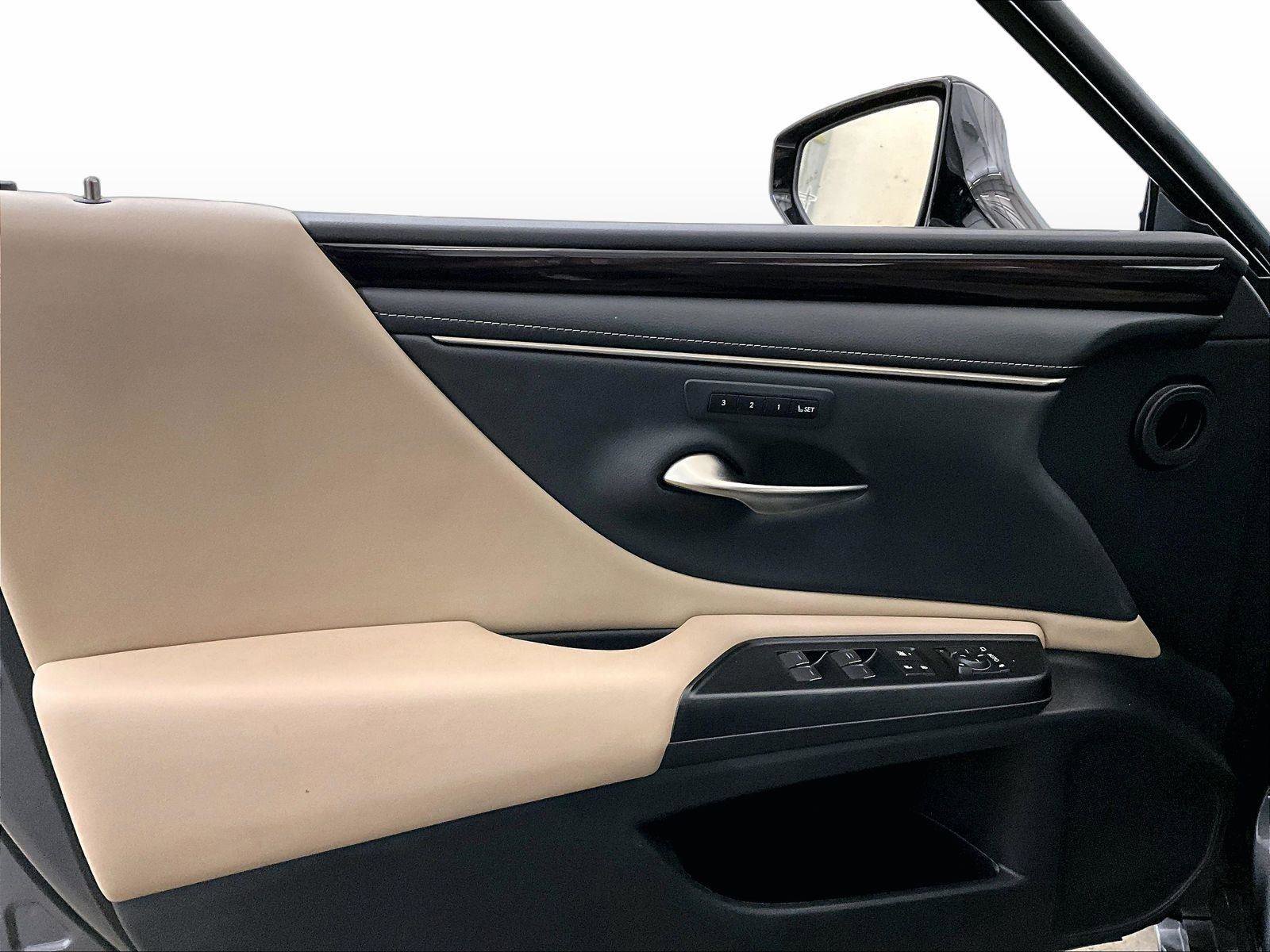 Used 2021 Lexus ES 350 w/ Premium Package FWD image 22