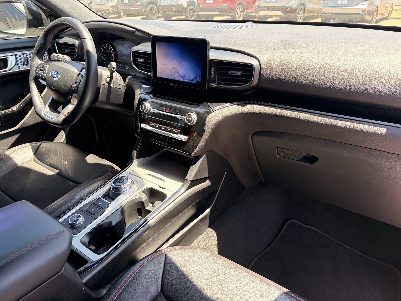 Certified 2023 Ford Explorer ST-Line AWD/4WD image 11