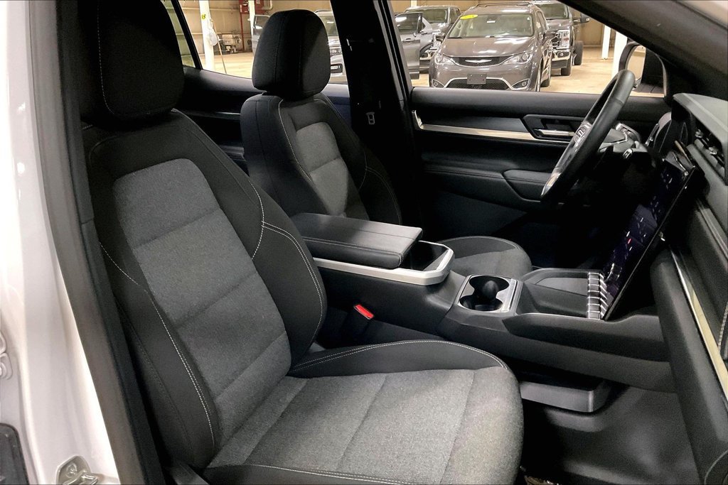 Used 2026 GMC Terrain Elevation AWD/4WD image 7