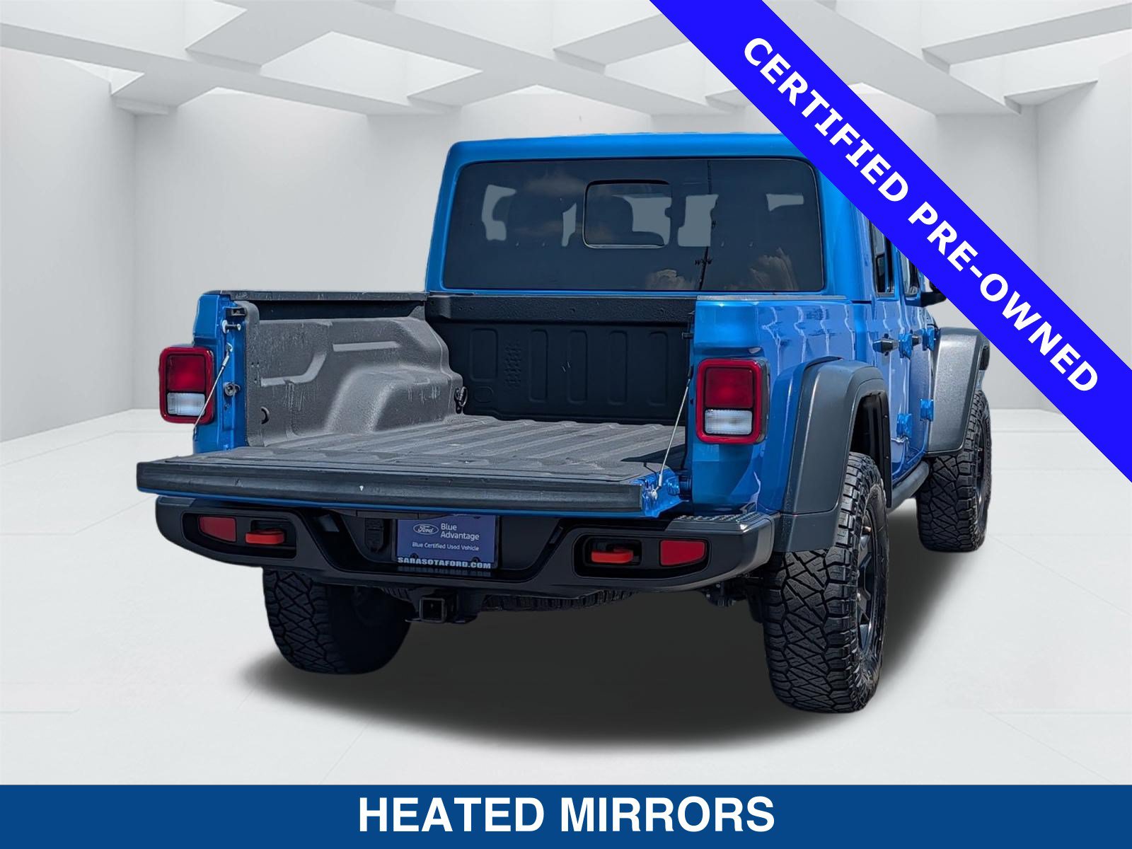 Used 2023 Jeep Gladiator Mojave w/ Cold Weather Group AWD/4WD image 13