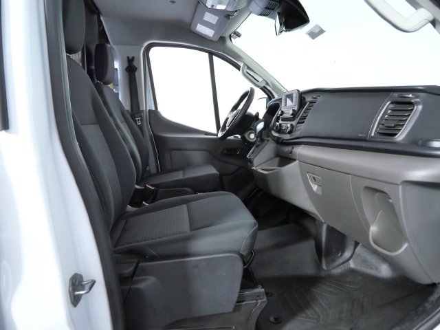 Certified 2025 Ford Transit 250 Low Roof w/ Exterior Upgrade Package RWD image 9
