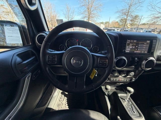 Used 2017 Jeep Wrangler Unlimited Sahara w/ Max Tow Package image 12