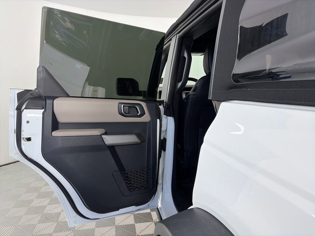 Certified 2022 Ford Bronco Wildtrak AWD/4WD image 12