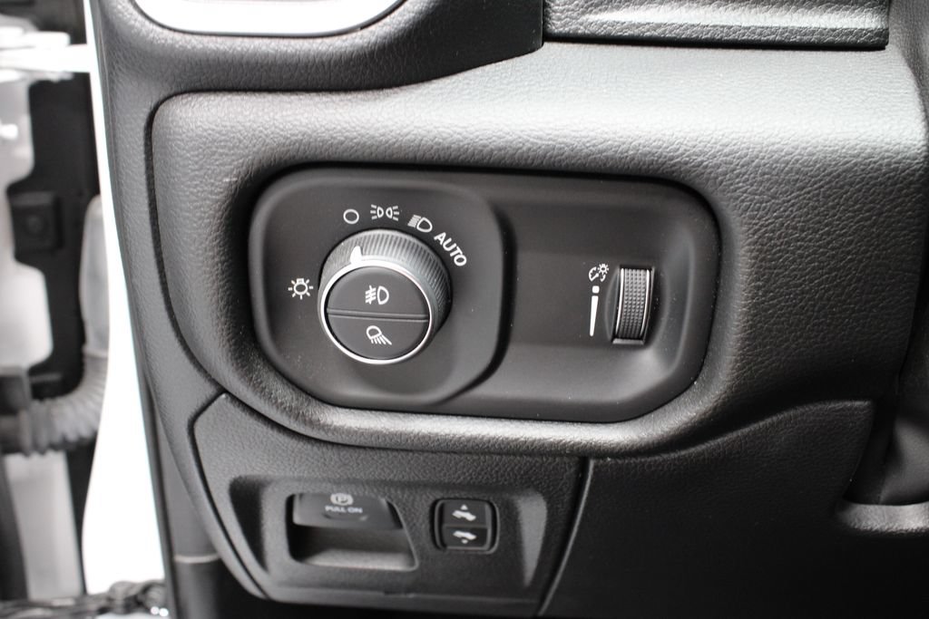 Used 2023 RAM 1500 Big Horn AWD/4WD image 27