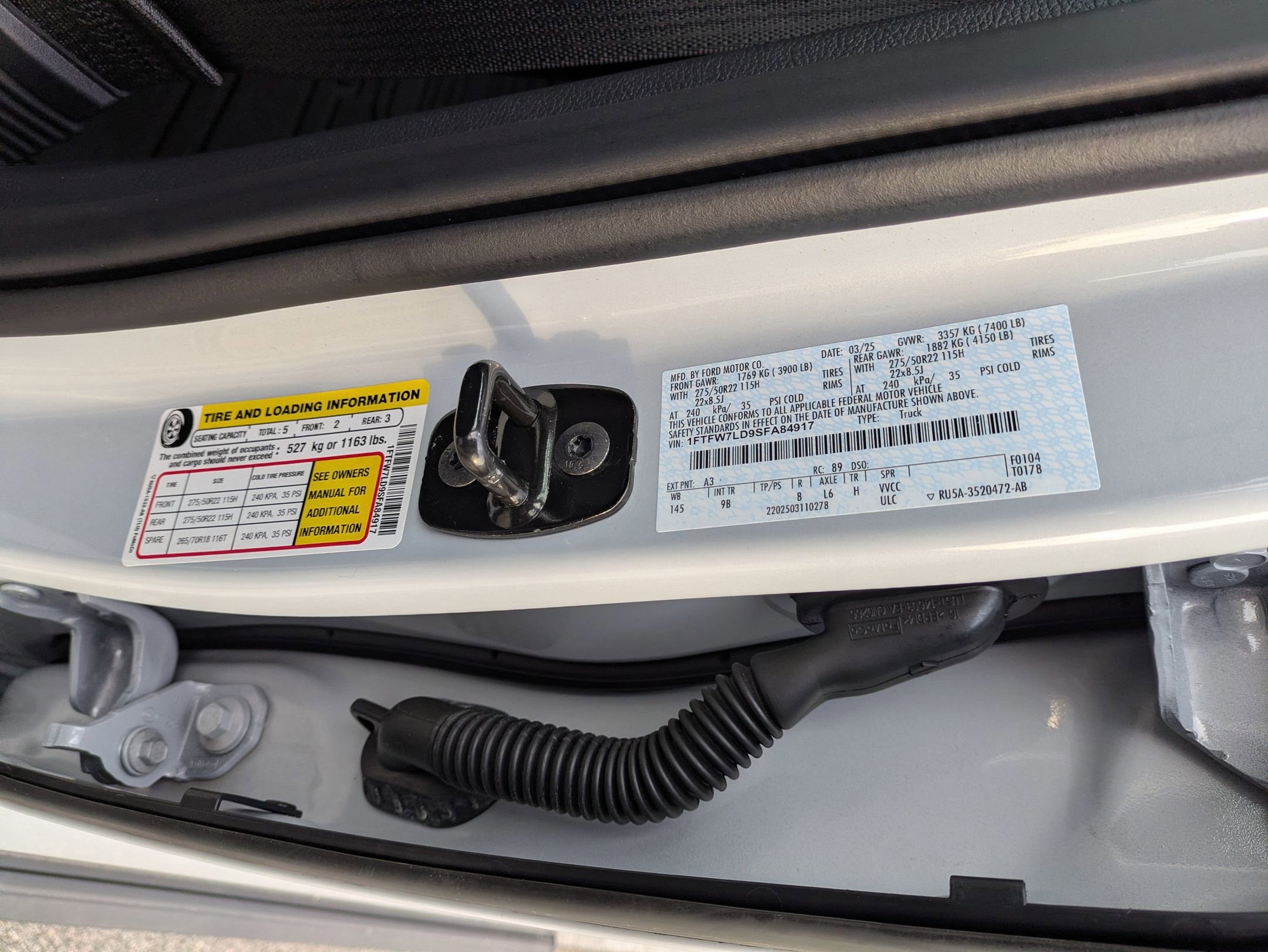 Certified 2025 Ford F150 Platinum w/ Equipment Group 702A High image 48