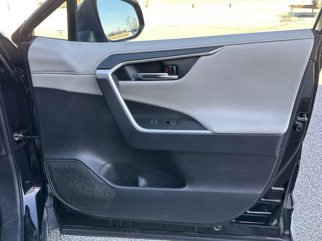 Used 2020 Toyota RAV4 Limited w/ Limited Grade Weather Package image 23