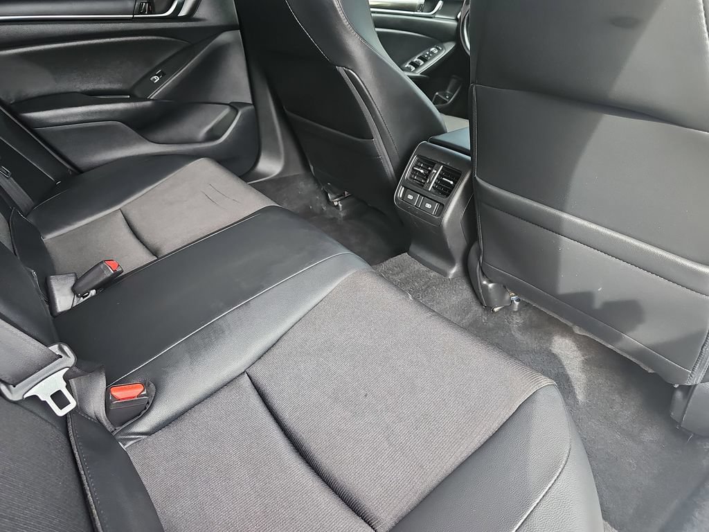 Used 2021 Honda Accord Sport image 11